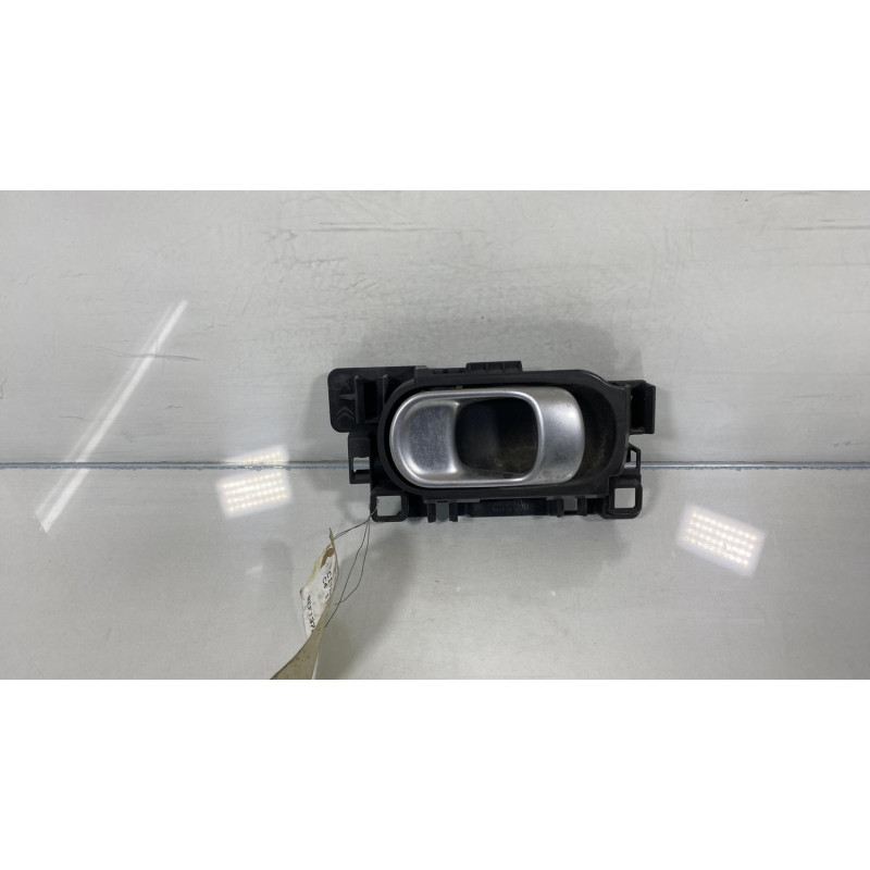 Poignee interieur arriere droit CITROEN C4 CACTUS Photo n°1