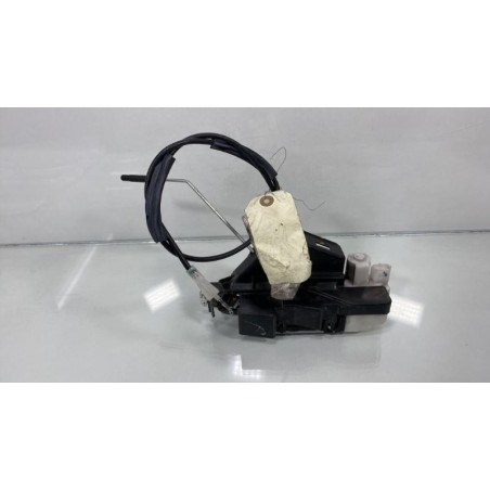 Serrure avant droit VOLKSWAGEN FOX Photo n°1