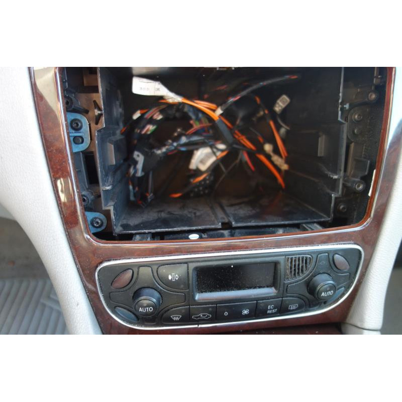 Capot MERCEDES CLASSE C 203 Photo n°13
