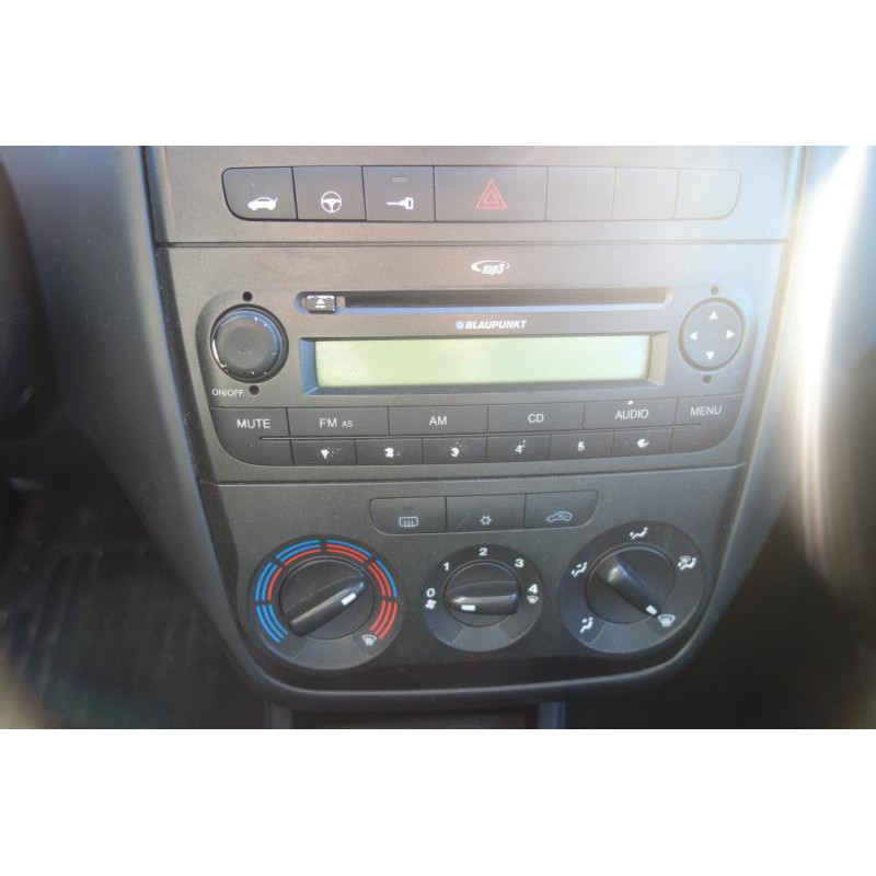 Porte avant droit FIAT GRANDE PUNTO Photo n°9