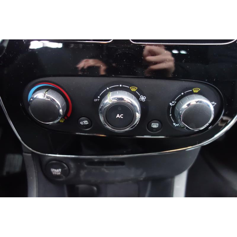 Commande chauffage RENAULT CLIO 4 Photo n°10