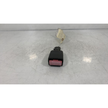Attache ceinture arriere droit RENAULT VEL SATIS Photo n°1