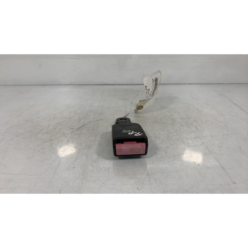 Attache ceinture arriere gauche RENAULT VEL SATIS Photo n°1