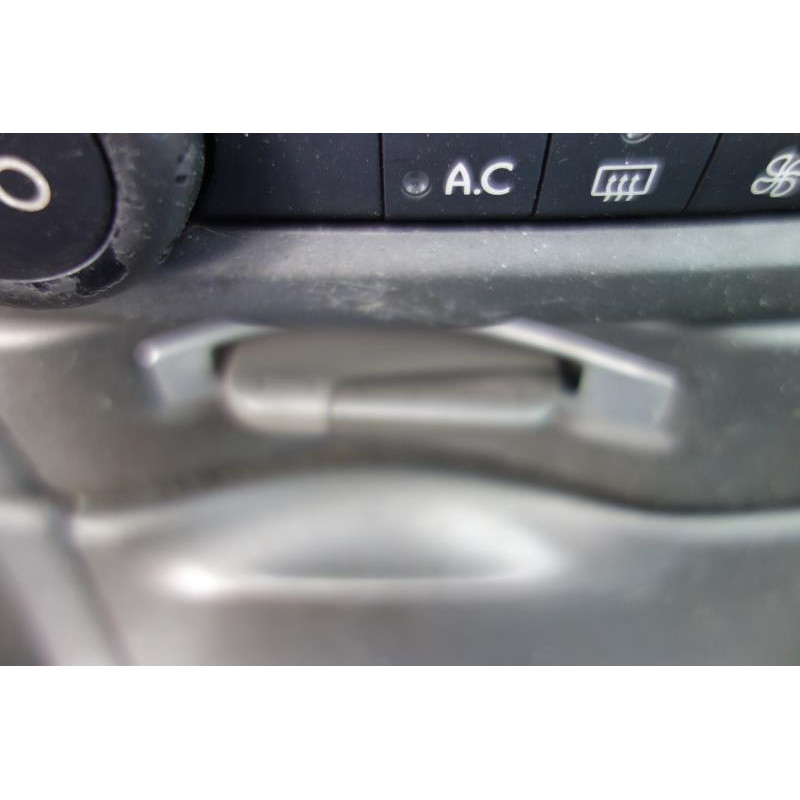 Capot RENAULT LAGUNA 2 Photo n°11