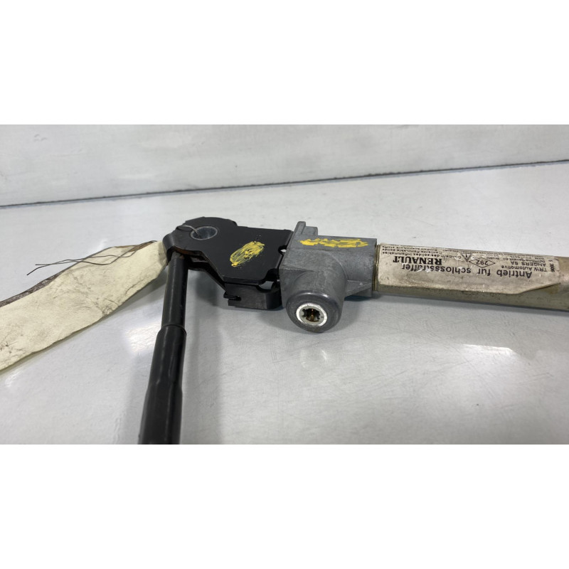 Pretensionneur de ceinture avant droit RENAULT CLIO 1 Photo n°3