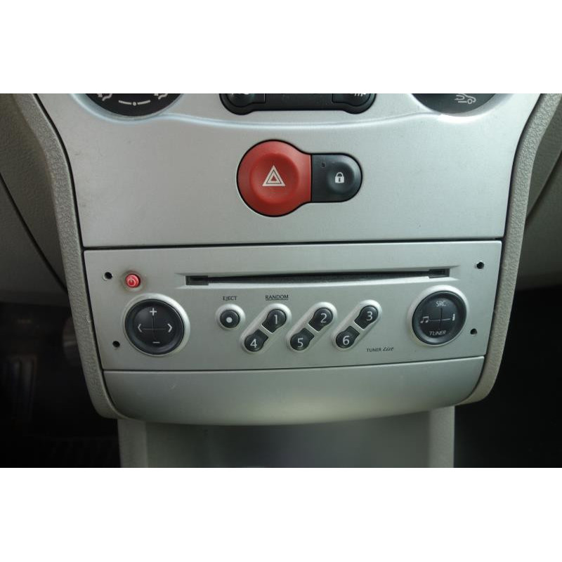 Capot RENAULT MODUS Photo n°8