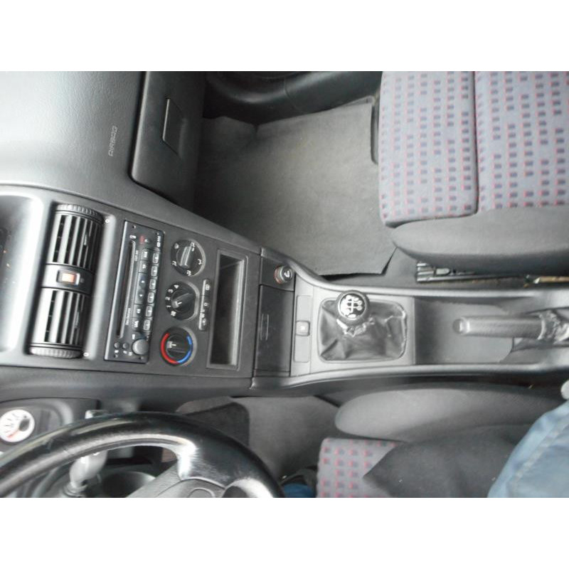 Aile avant gauche OPEL ASTRA G Photo n°9