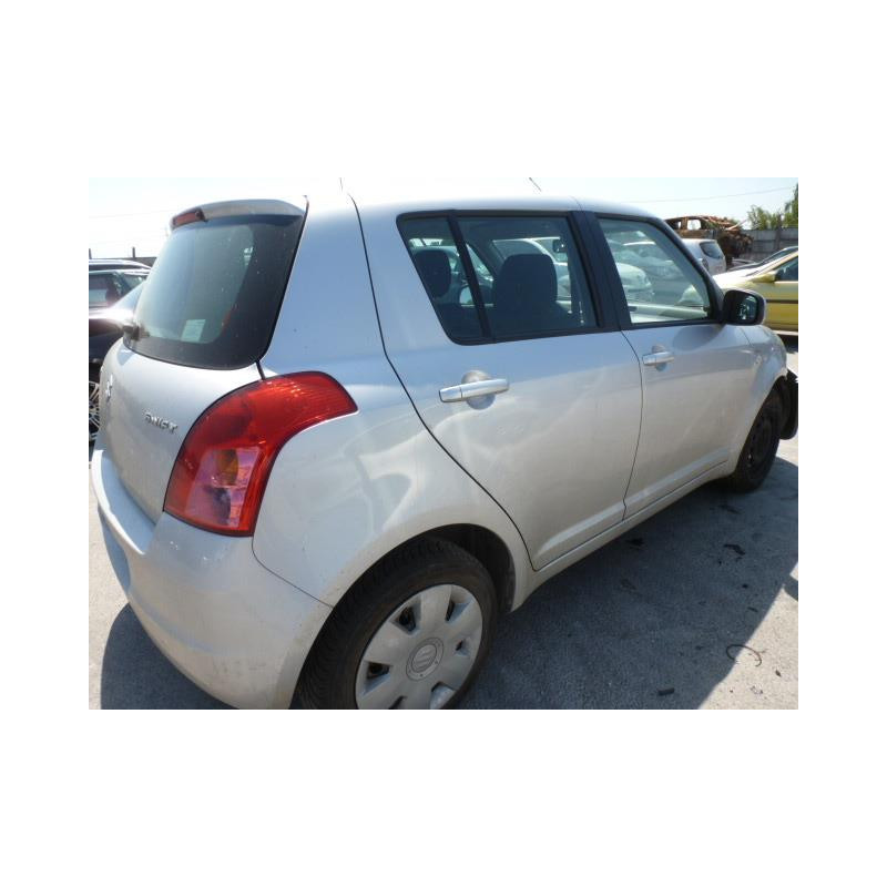 Porte arriere droit SUZUKI SWIFT 3 Photo n°6