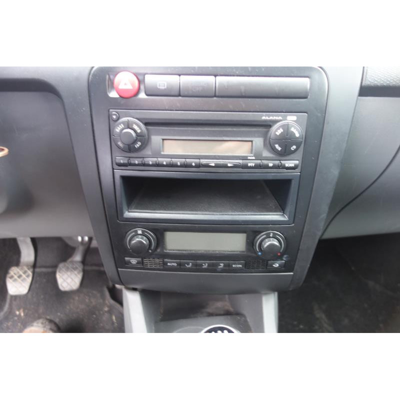 Malle/Hayon arriere SEAT IBIZA 3 Photo n°16