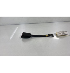 Attache ceinture avant droit PEUGEOT 107