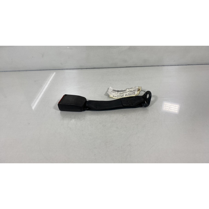 Attache ceinture arriere droit PEUGEOT 306 Photo n°2