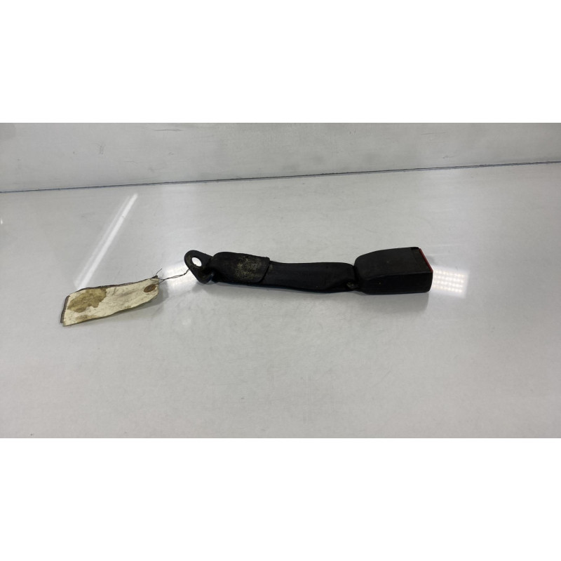 Attache ceinture arriere gauche PEUGEOT 306 Photo n°3