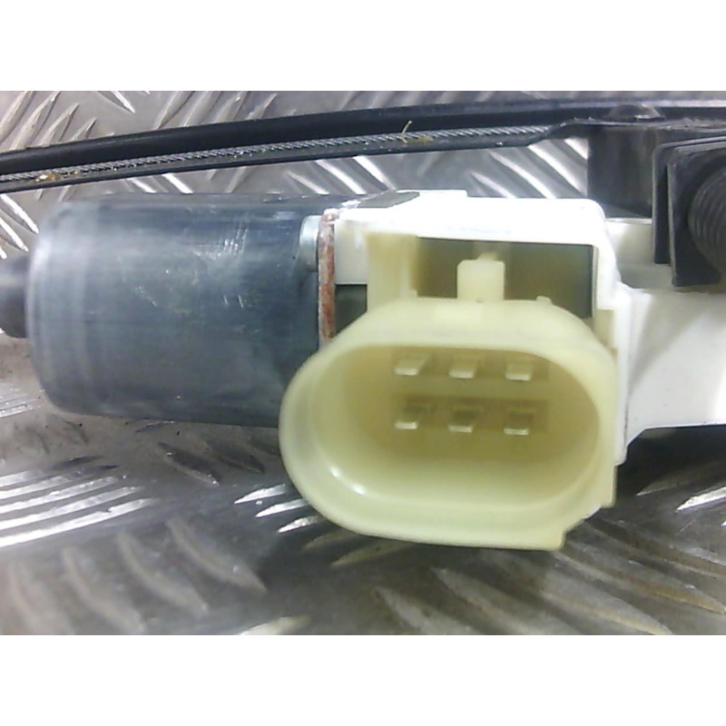 Leve vitre electrique avant gauche FORD MONDEO 3 Photo n°2