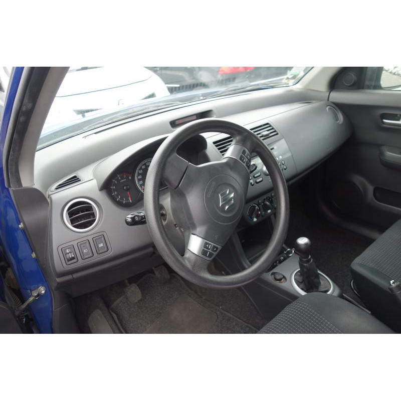 Porte avant droit SUZUKI SWIFT 3 Photo n°7