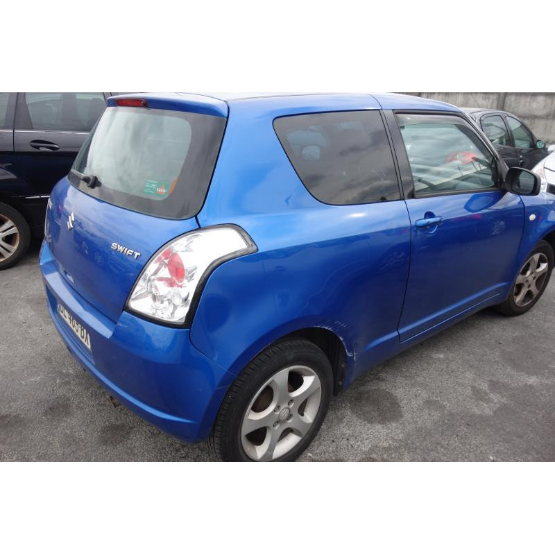 Porte avant gauche SUZUKI SWIFT 3 Photo n°5