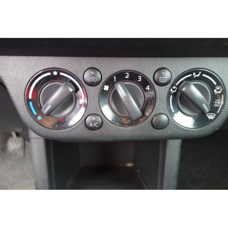 Porte avant gauche SUZUKI SWIFT 3 Photo n°8