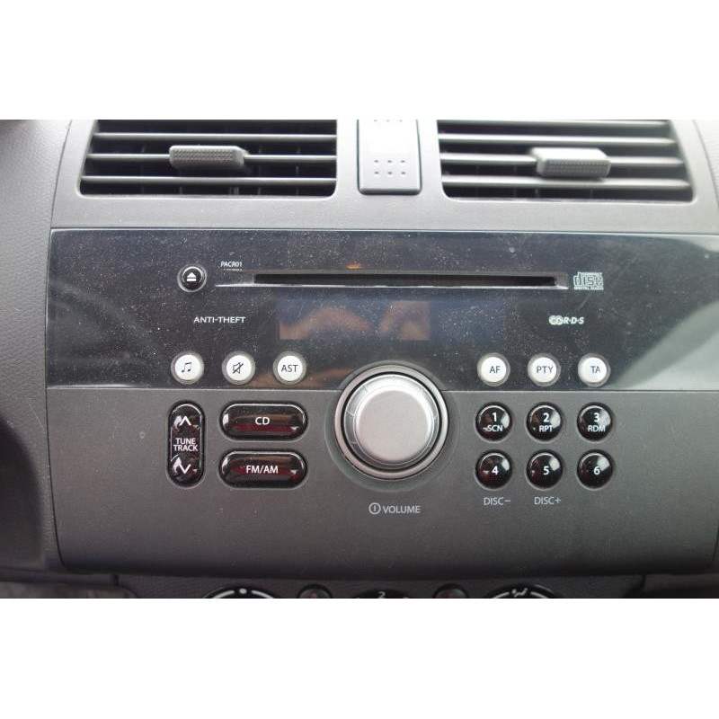 Porte avant gauche SUZUKI SWIFT 3 Photo n°9