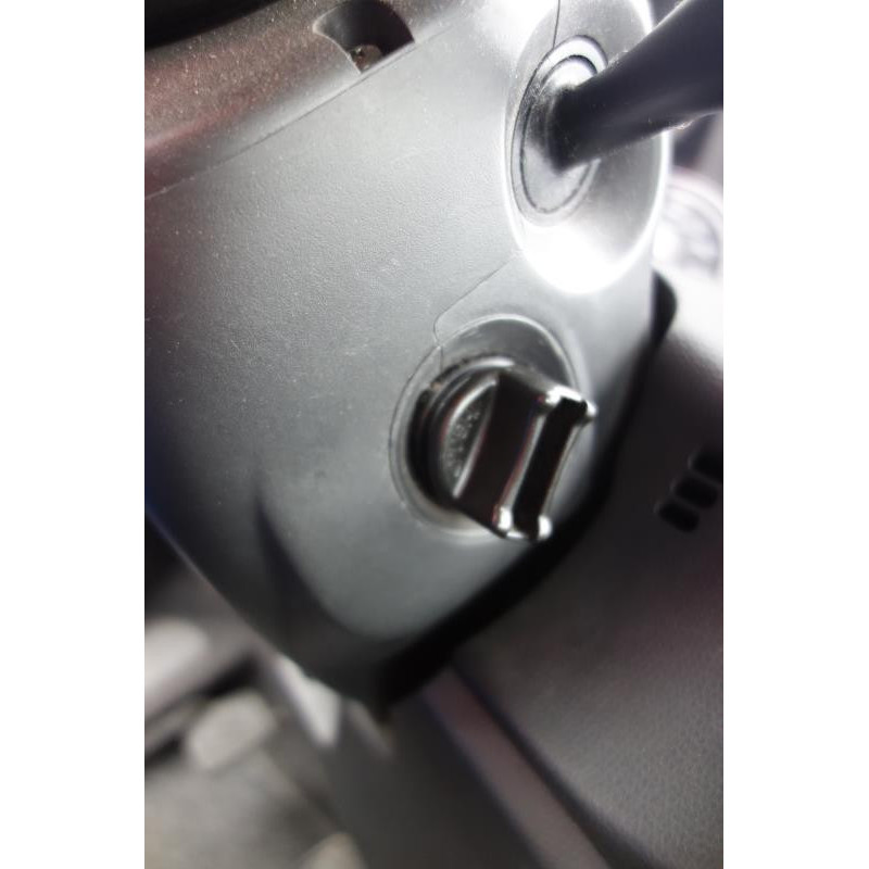 Porte avant gauche SUZUKI SWIFT 3 Photo n°10