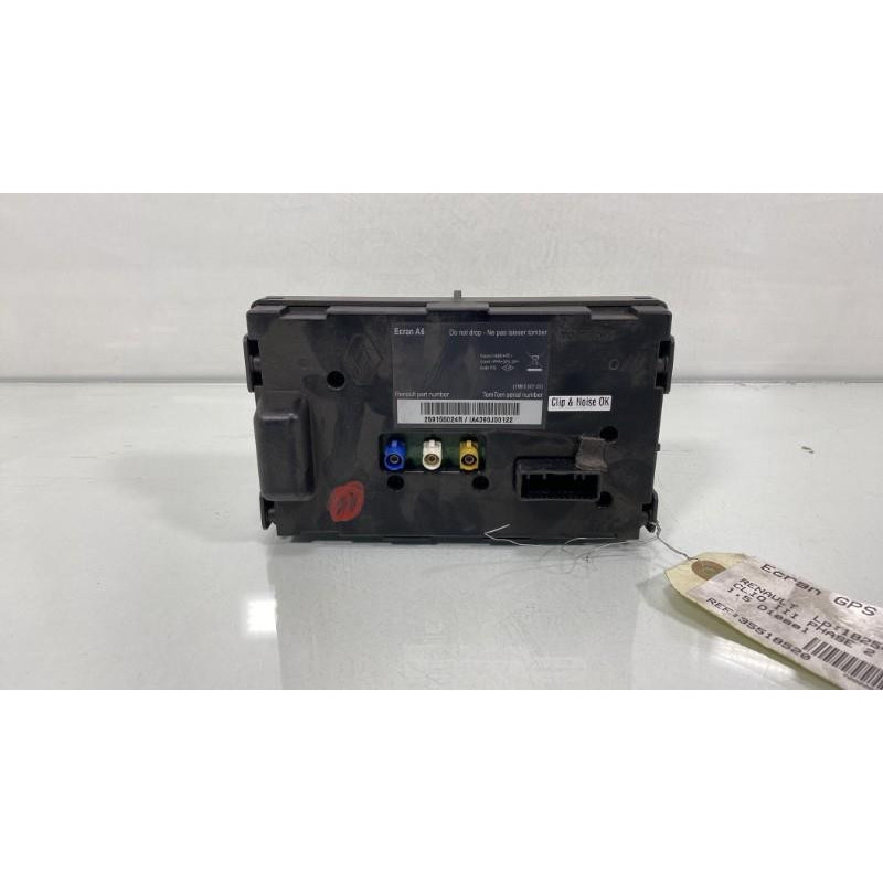 Ecran GPS RENAULT CLIO 3 Photo n°2