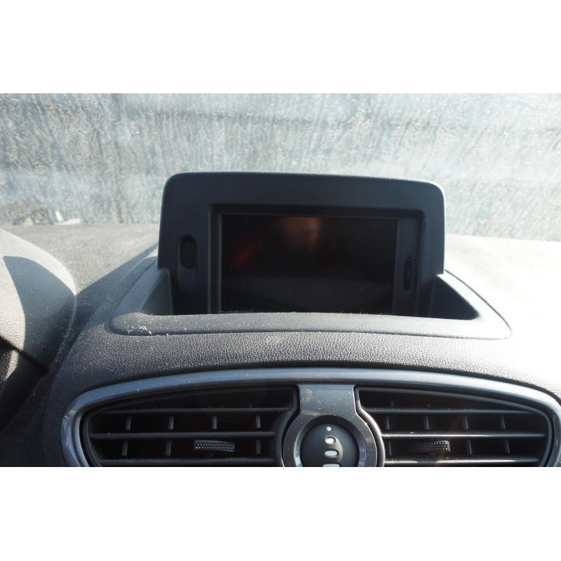 Ecran GPS RENAULT CLIO 3 Photo n°12