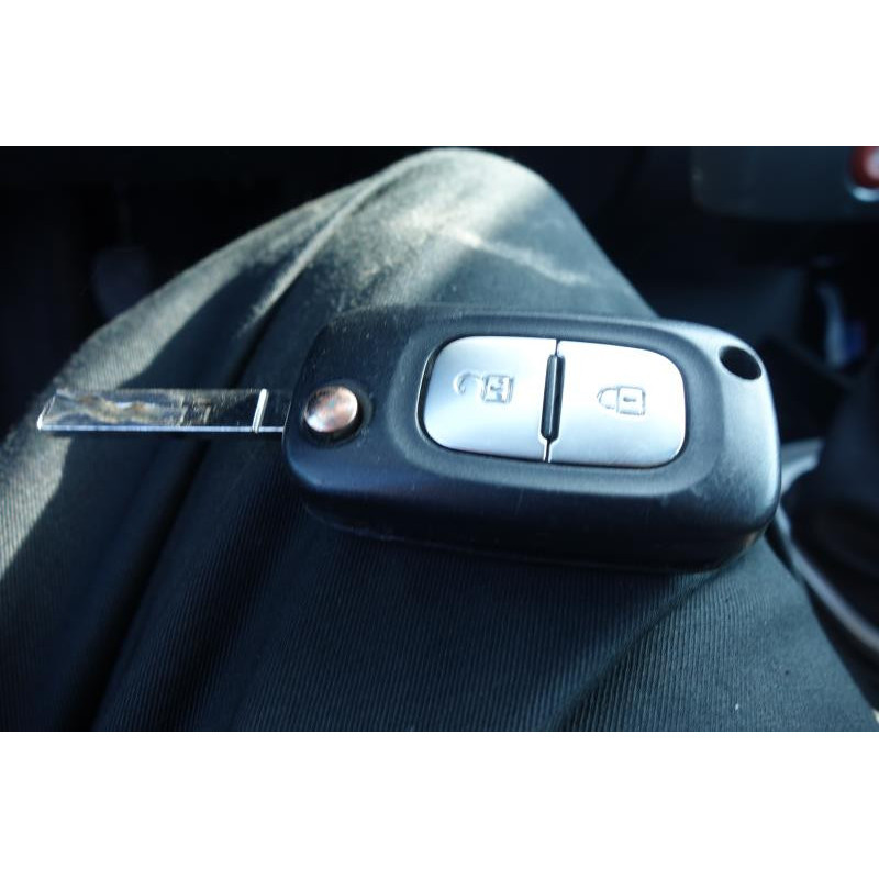 Ecran GPS RENAULT CLIO 3 Photo n°13