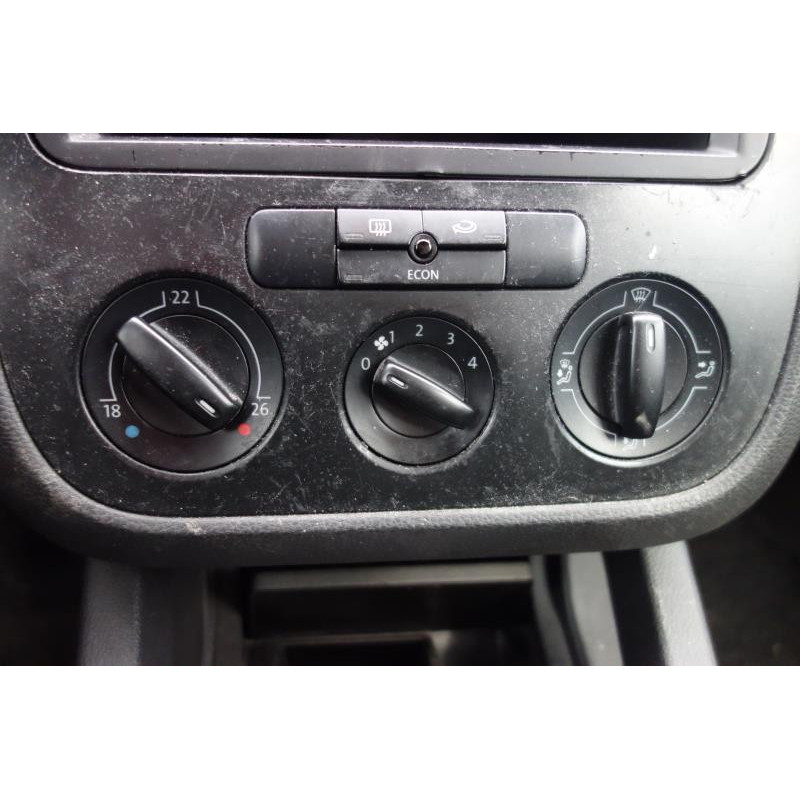 Ceinture arriere droit VOLKSWAGEN GOLF 5 Photo n°9