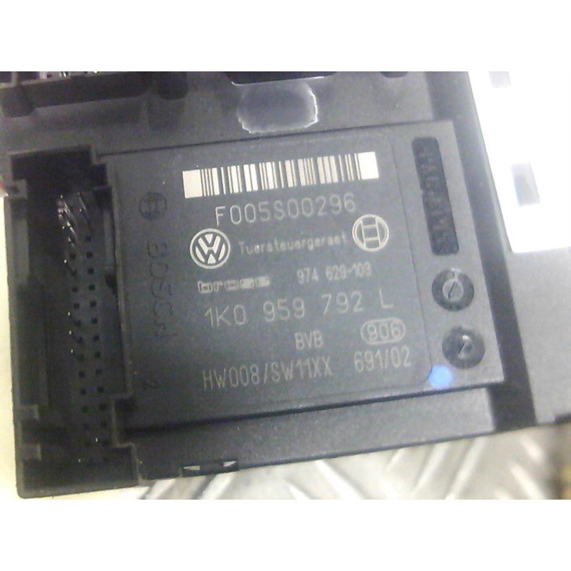 Leve vitre electrique avant droit SEAT LEON 2 Photo n°3