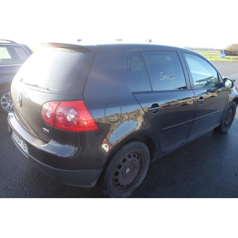 Feu arriere secondaire gauche (feux) VOLKSWAGEN GOLF 5 Photo n°6