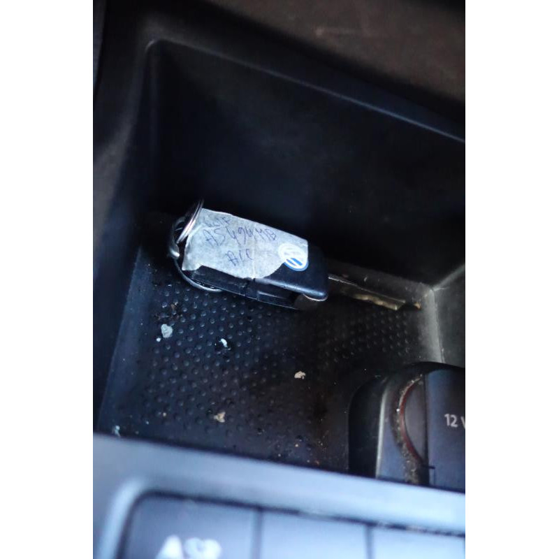 Feu arriere secondaire gauche (feux) VOLKSWAGEN GOLF 5 Photo n°12