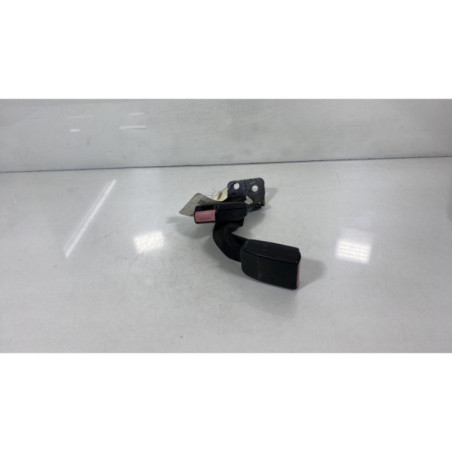 Attache ceinture arriere droit PEUGEOT 607 Photo n°1