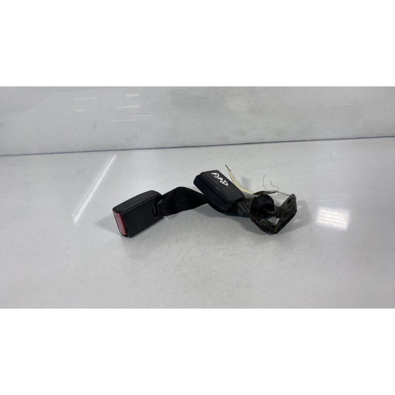 Attache ceinture arriere droit PEUGEOT 607 Photo n°2