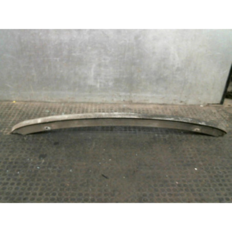 Renfort pare choc arriere (traverse) VOLKSWAGEN PASSAT 4 Photo n°1