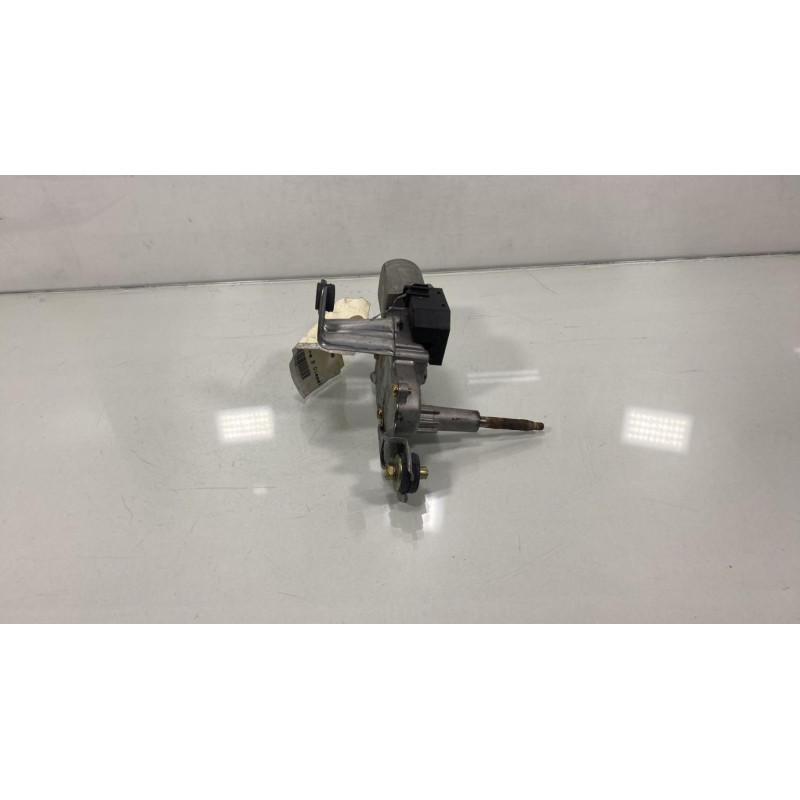 Moteur essuie glace arriere TOYOTA COROLLA 10 Photo n°2