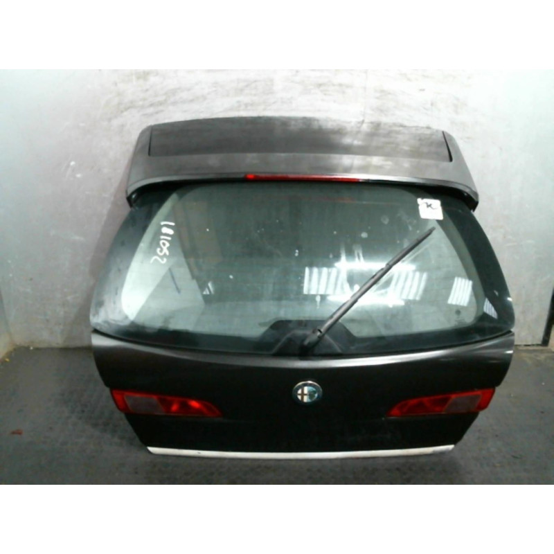 Malle/Hayon arriere ALFA ROMEO 156 Photo n°1