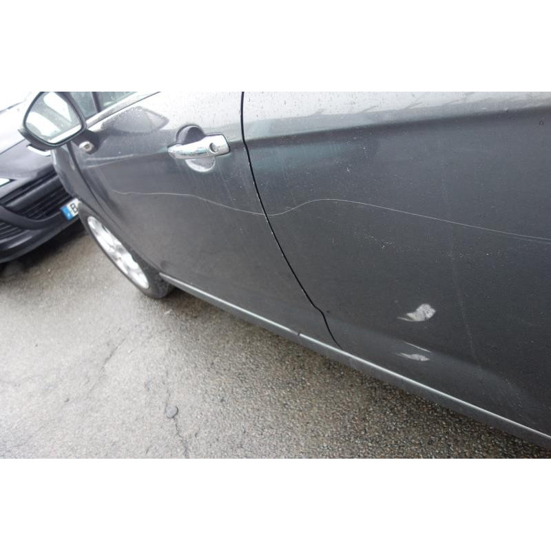 Attache ceinture avant droit CITROEN C3 2 Photo n°9