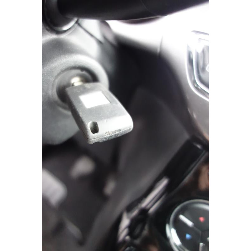 Attache ceinture avant droit CITROEN C3 2 Photo n°12