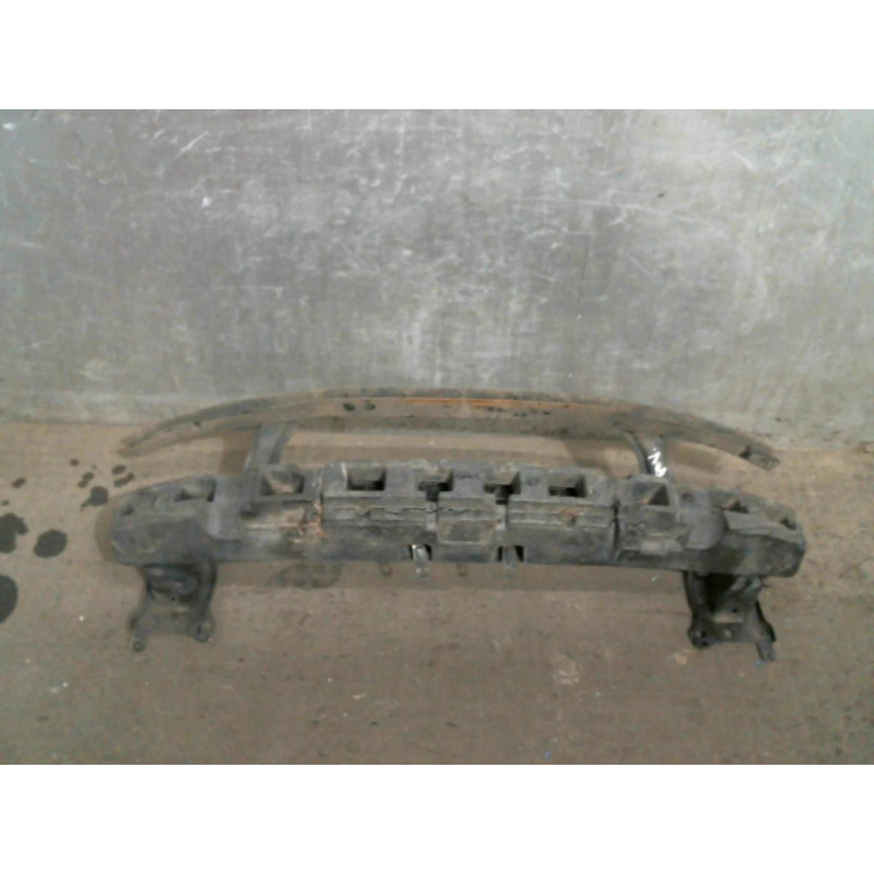 Renfort pare choc avant (traverse) VOLKSWAGEN PASSAT 5 Photo n°1