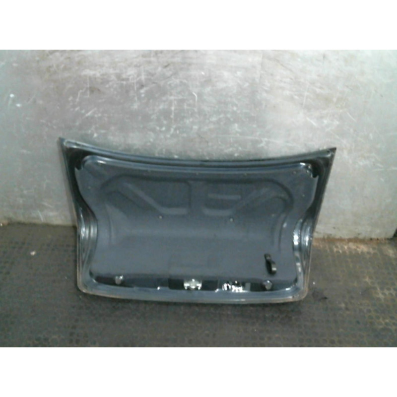 Malle/Hayon arriere OPEL VECTRA B Photo n°3