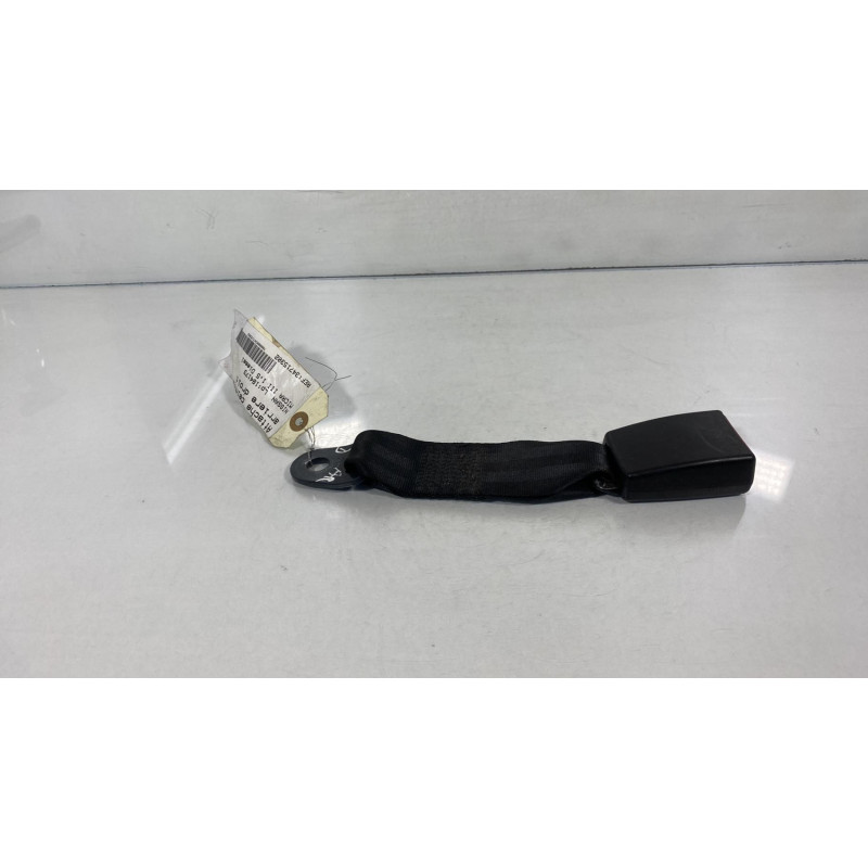 Attache ceinture arriere droit NISSAN MICRA 3 Photo n°3