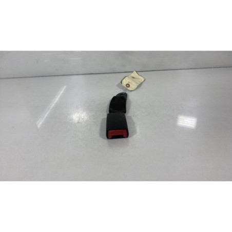 Attache ceinture arriere gauche NISSAN MICRA 3 Photo n°1