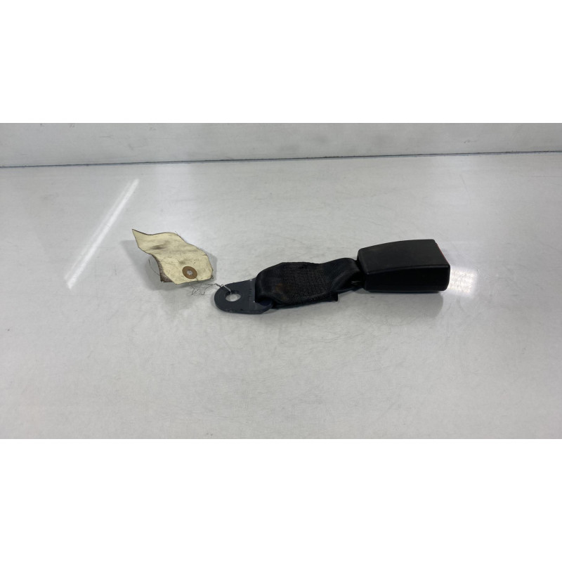 Attache ceinture arriere gauche NISSAN MICRA 3 Photo n°3