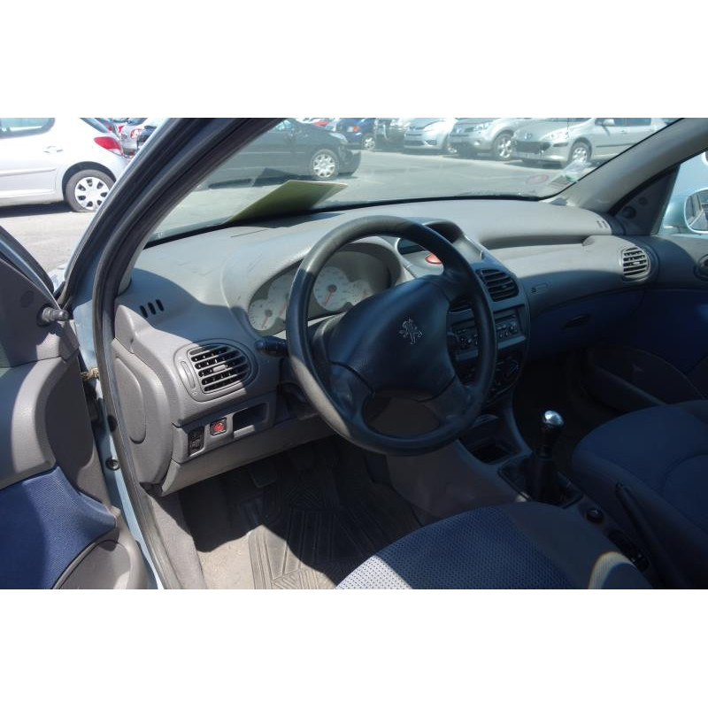 Ceinture arriere droit PEUGEOT 206 Photo n°8