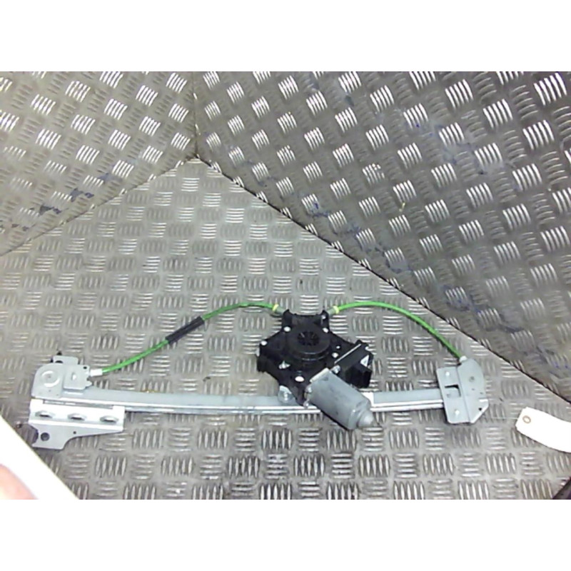 Leve vitre electrique arriere gauche CITROEN C8 Photo n°1