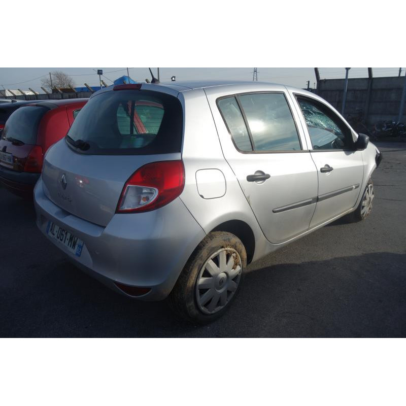 Ceinture arriere gauche RENAULT CLIO 3 Photo n°6