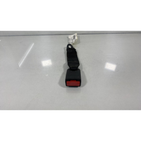 Attache ceinture arriere gauche PEUGEOT 206+ Photo n°1