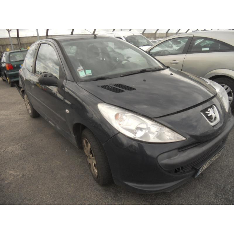 Attache ceinture arriere gauche PEUGEOT 206+ Photo n°6