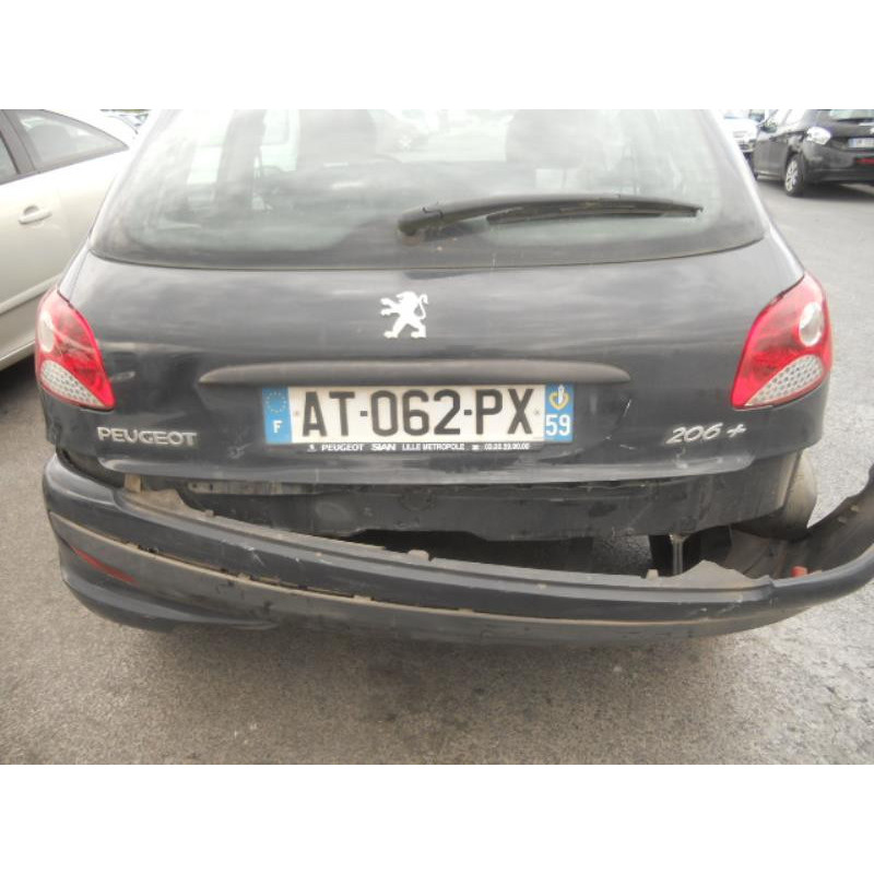 Attache ceinture arriere gauche PEUGEOT 206+ Photo n°8