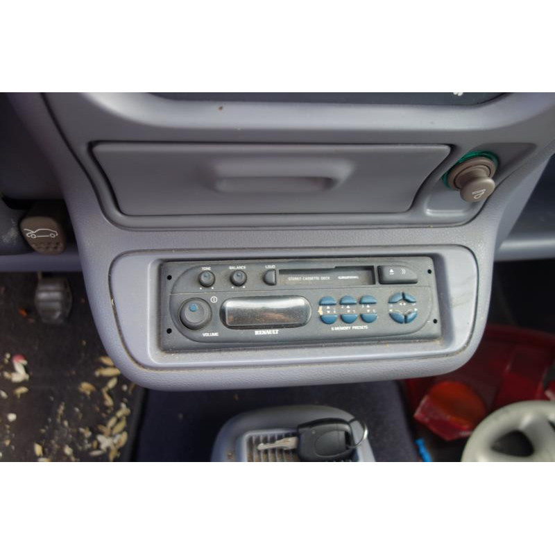 Interrupteur de leve vitre avant droit RENAULT TWINGO 1 Photo n°10