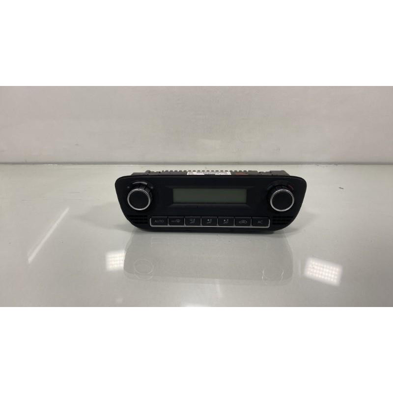 Commande chauffage VOLKSWAGEN POLO 5 Photo n°1