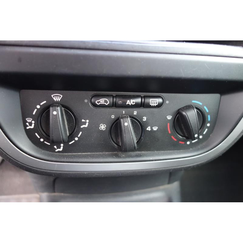 Ceinture arriere droit CITROEN C3 1 Photo n°9